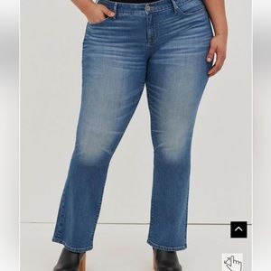 Torrid size 30 bootcut jean